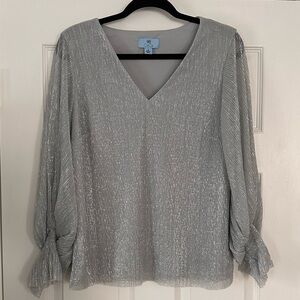 Cece Metallic Balloon Sleeve Blouse Size Medium